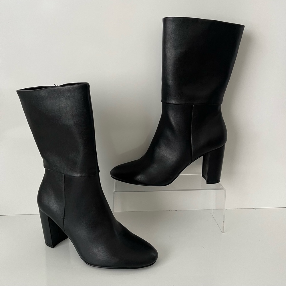 CHARLES DAVID Billow Faux Leather Pointed Toe Block Heeled Boot in Black NEW - Picture 3 of 14